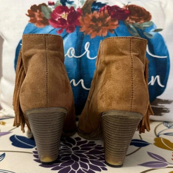 MIA • Lissa Leather Fringe Booties - Picture 2 of 10